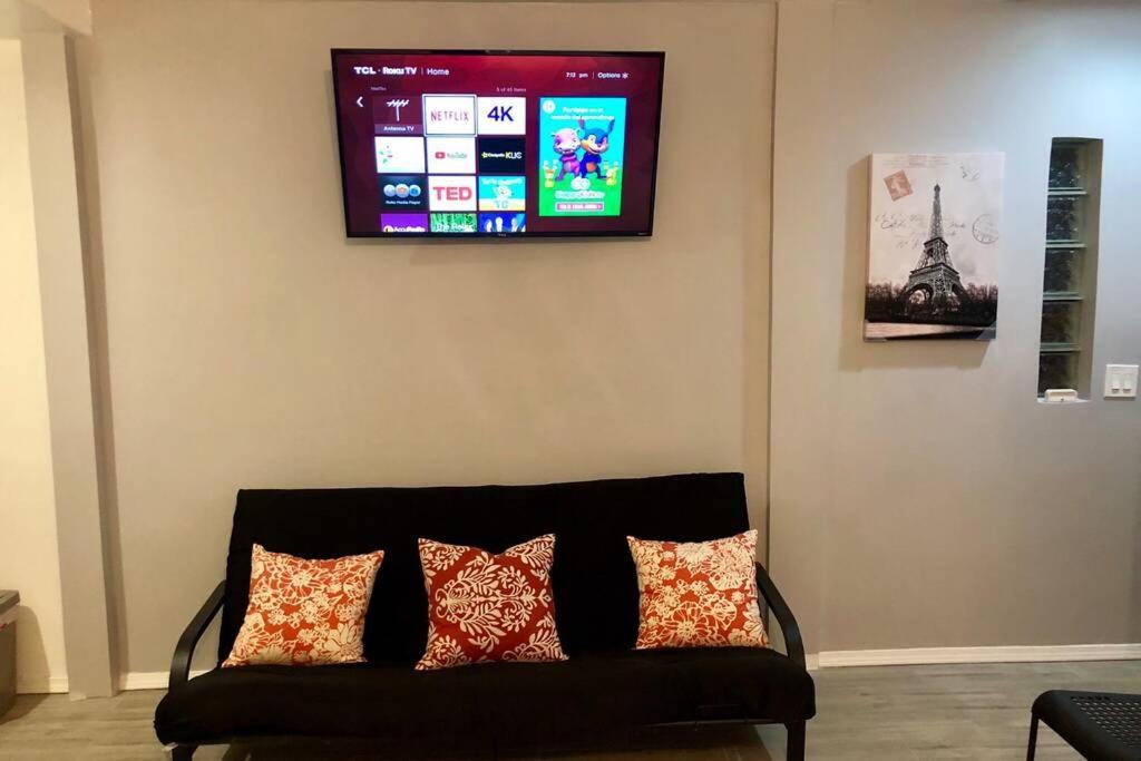 New 2 Bedroom Luxury Apartment -Great Location -Modern ปูแอร์โตเปญาสโก ภายนอก รูปภาพ