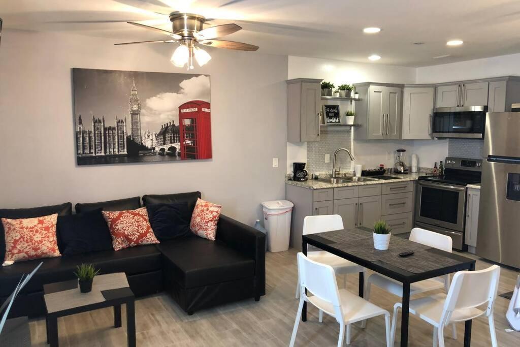 New 2 Bedroom Luxury Apartment -Great Location -Modern ปูแอร์โตเปญาสโก ภายนอก รูปภาพ
