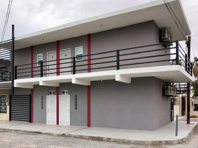 New 2 Bedroom Luxury Apartment -Great Location -Modern ปูแอร์โตเปญาสโก ภายนอก รูปภาพ